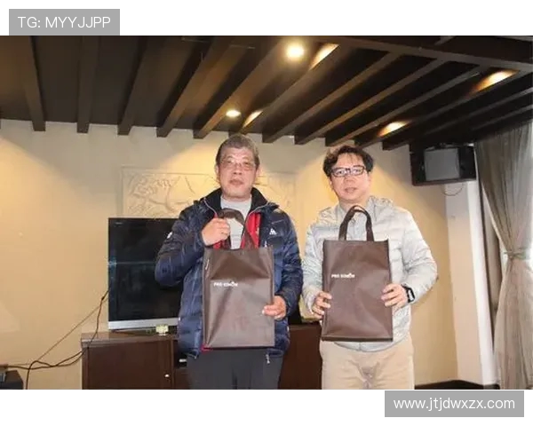 上海羽毛球队在精英赛中的表现分析与状态评估