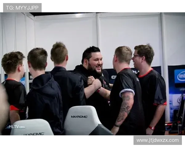 布雷与沃特福德联队激战正酣谁能在赛场上笑到最后